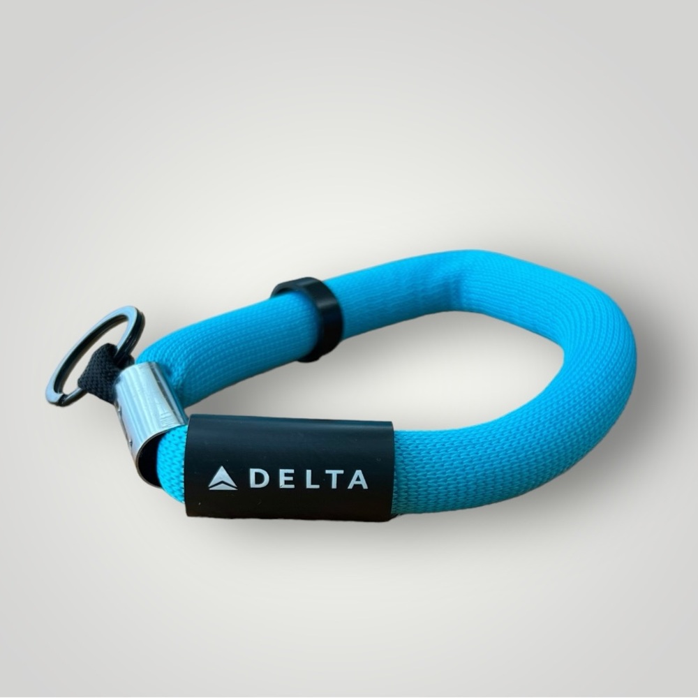Delta Airlines Floating Wristband & Keyholder New